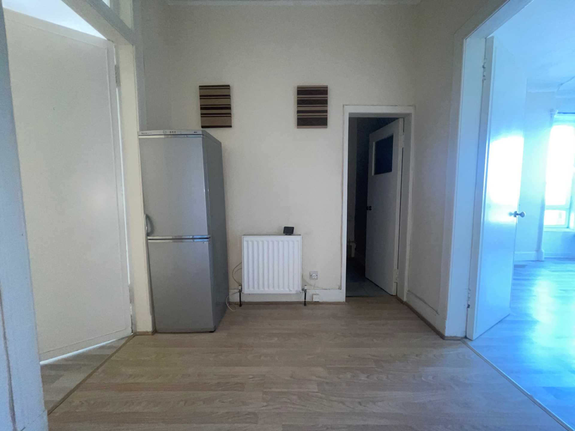 Ferry Road, Renfrew, Image 4