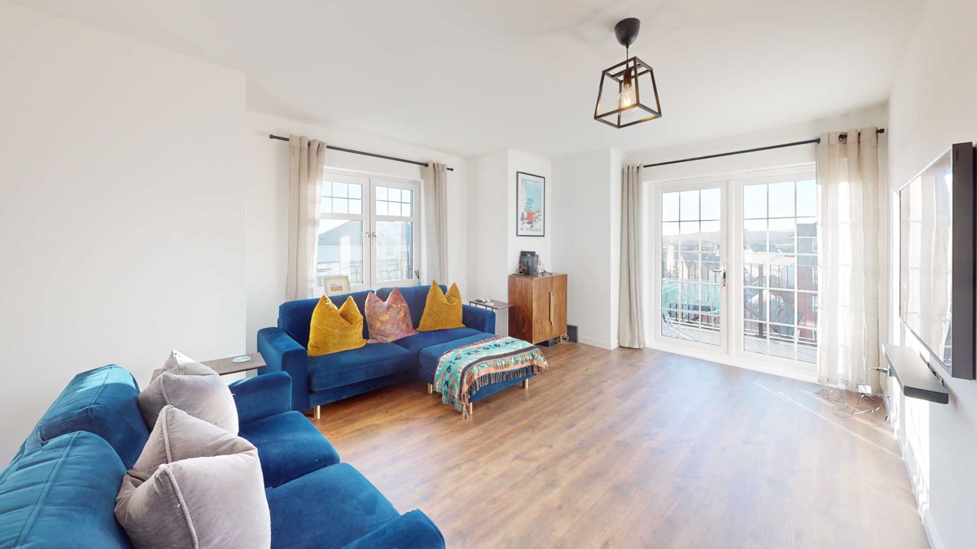 Cedarwood Gardens, Bishopton, Image 1