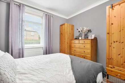 Haining Road, Renfrew, PA4, Image 10