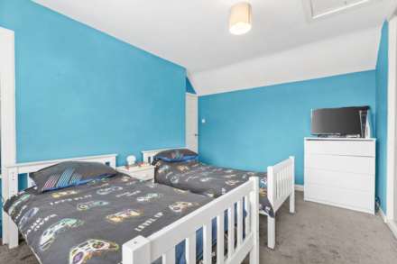 Haining Road, Renfrew, PA4, Image 16