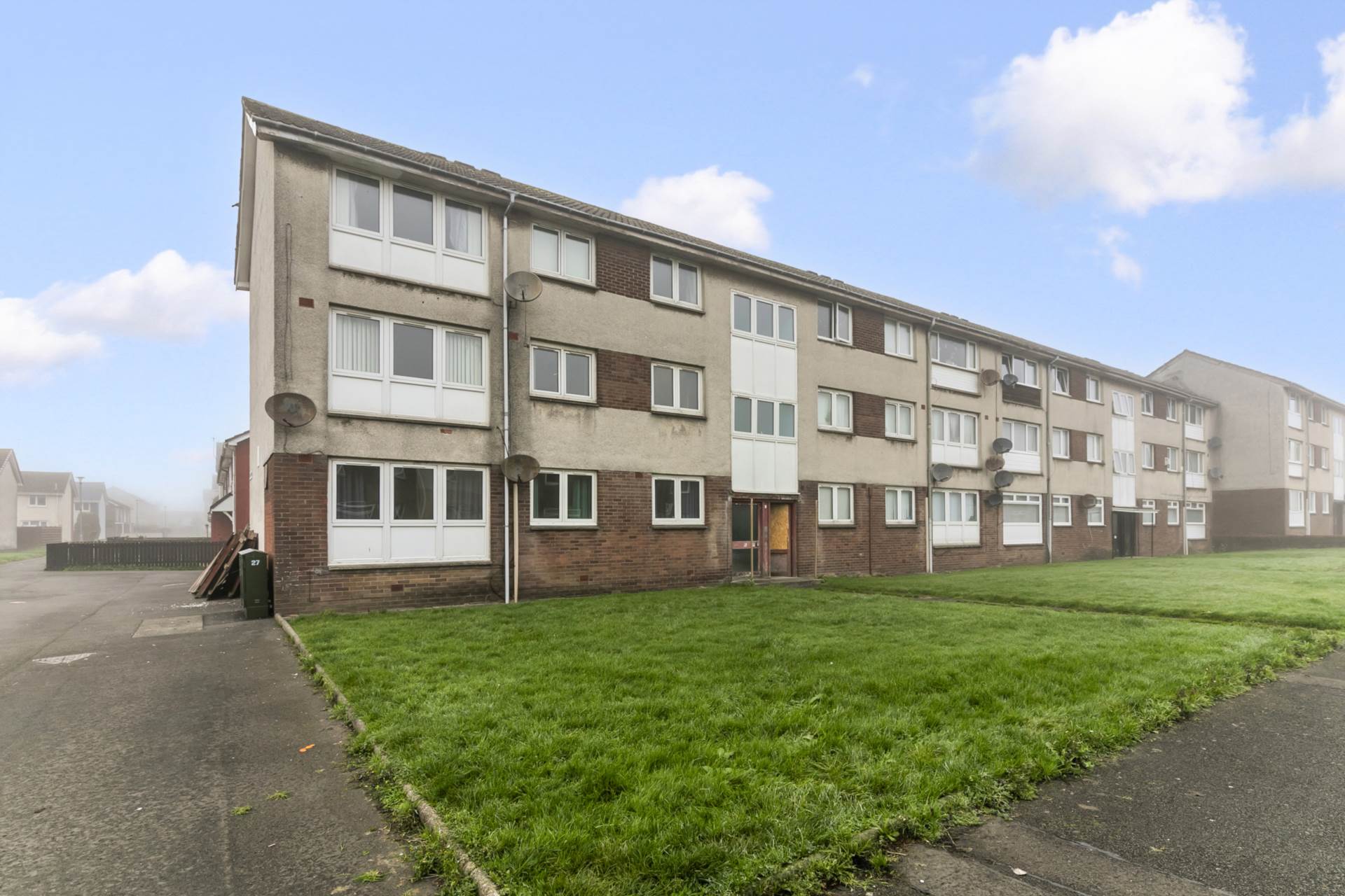 York Way, Renfrew, Image 1