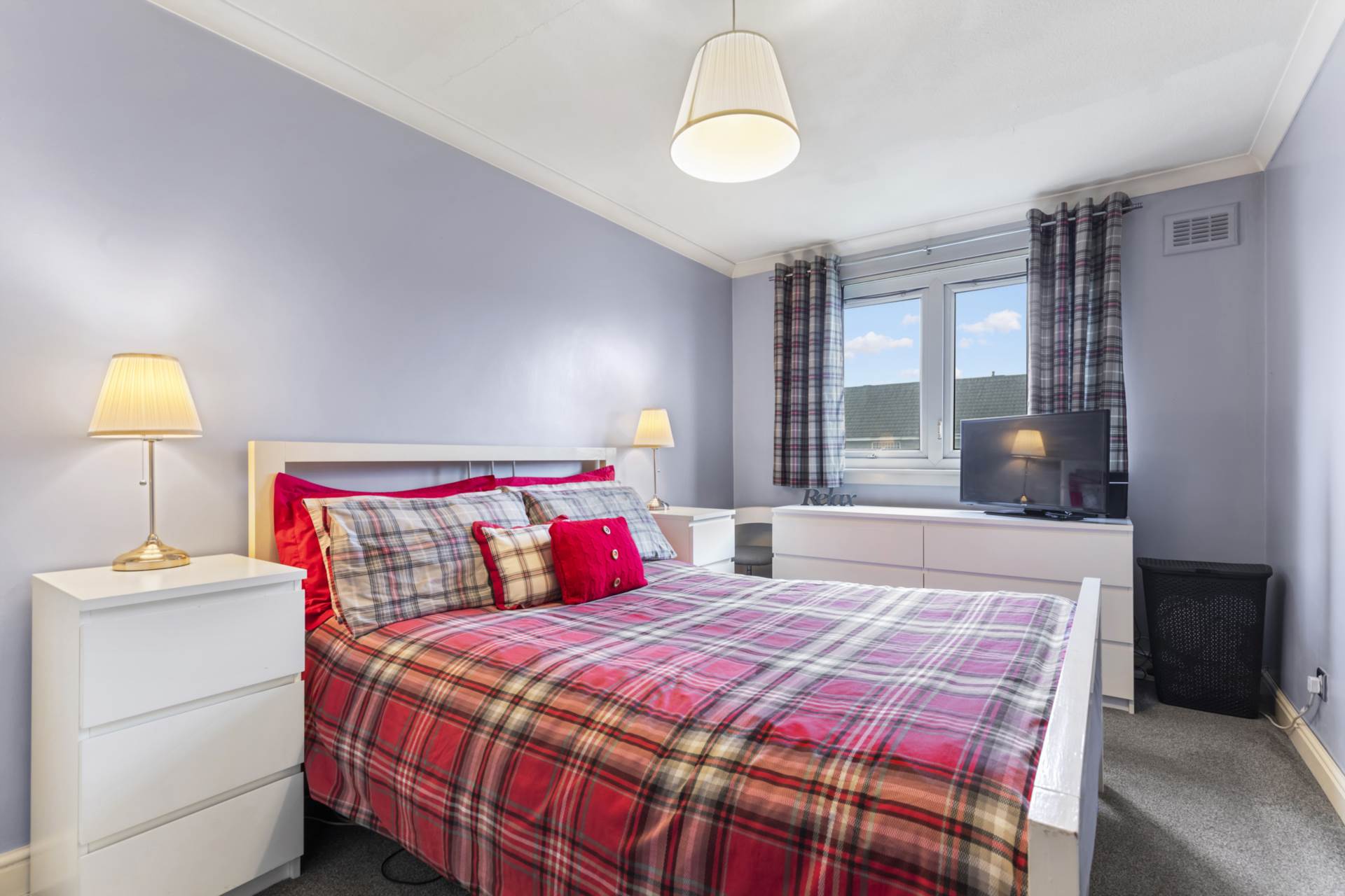 York Way, Renfrew, Image 9