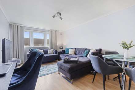 York Way, Renfrew, Image 3