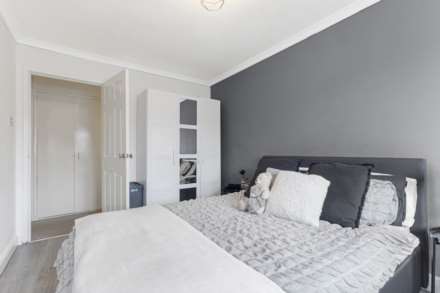 York Way, Renfrew, Image 8