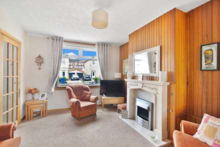Urquhart Crescent, Renfrew, Image 3