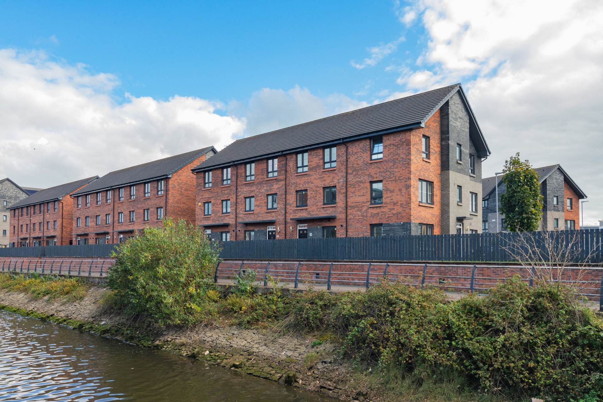 Fingal Avenue, Renfrew, Image 1