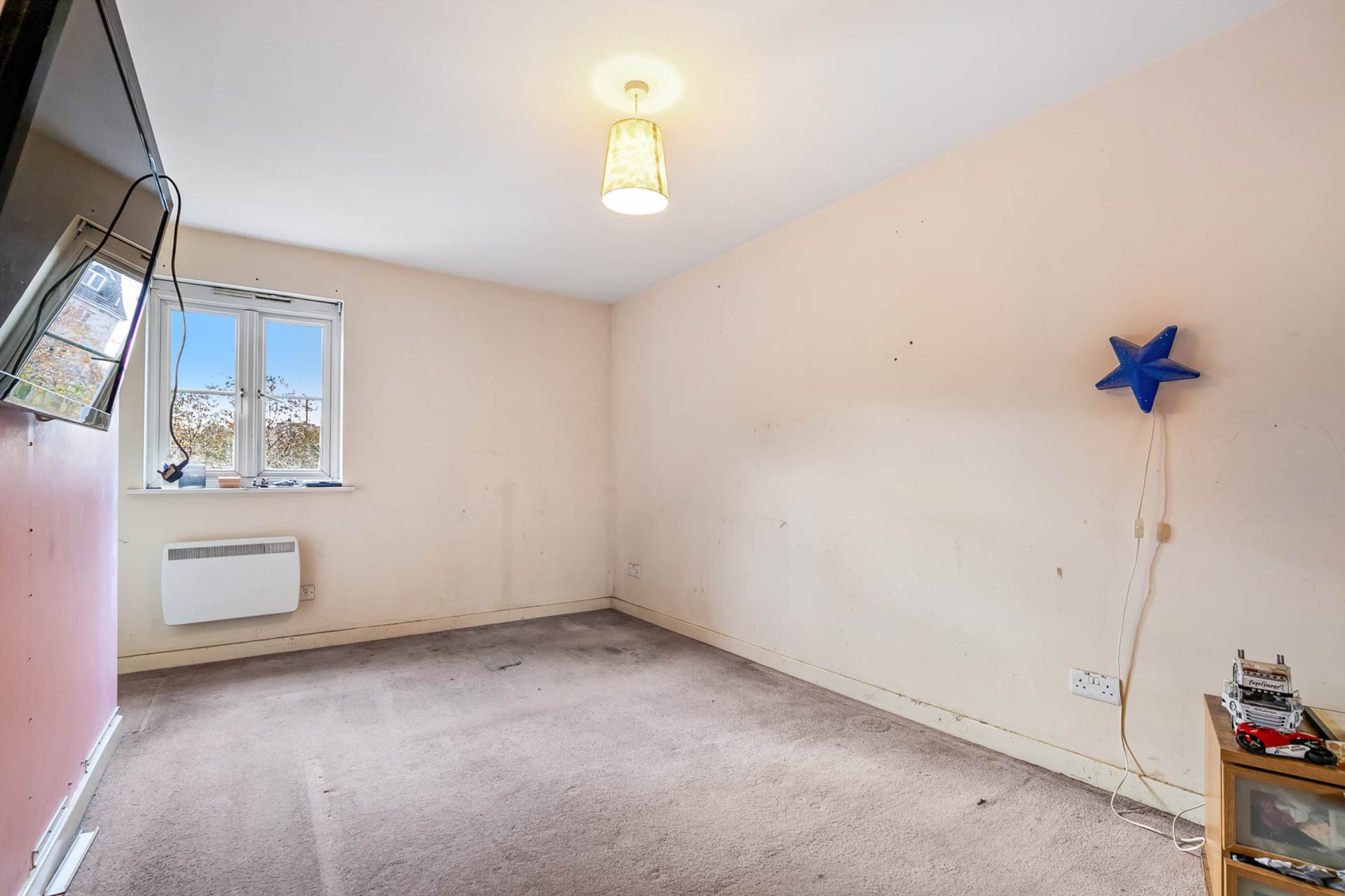Lloyd Court, Glasgow, Image 7