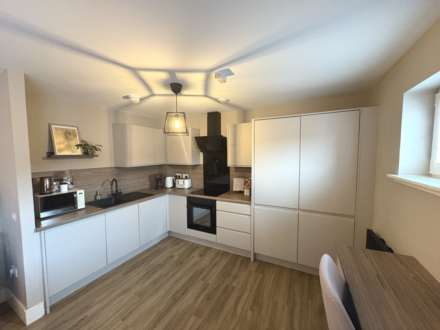 Mulberry Road, Renfrew, Image 4
