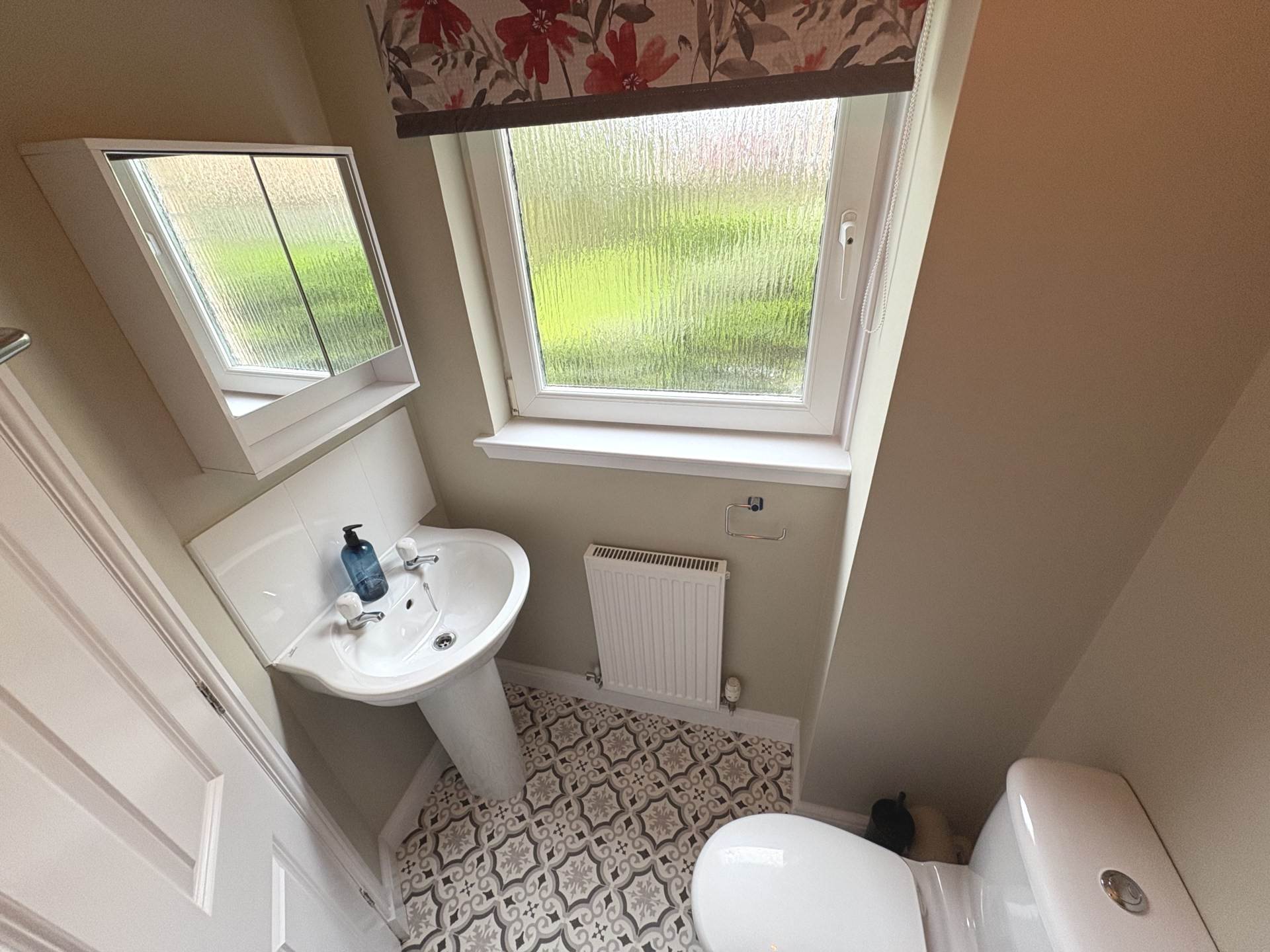 Highgrove Court, Renfrew, Image 9