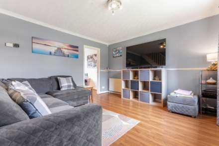 Whitesbridge Avenue, Paisley, PA3, Image 2