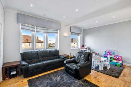Gladsmuir Road, Glasgow, Hillington, G52, Image 3
