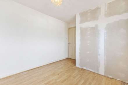 Campsie Drive, Renfrew, PA4, Image 11