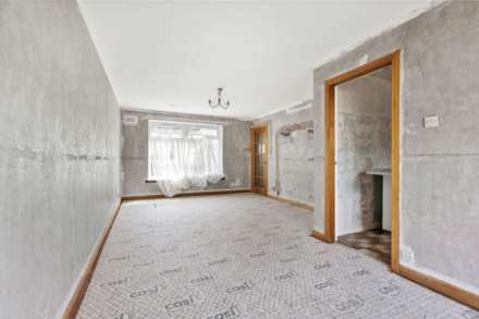 Campsie Drive, Renfrew, PA4, Image 3