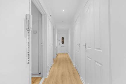 Lomond Avenue, Renfrew, Image 13