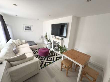 Hillcrest Avenue, Paisley, Image 2