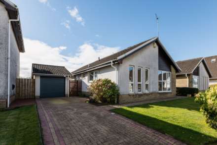4 Bedroom Bungalow, 42 Cormorant Avenue, Houston