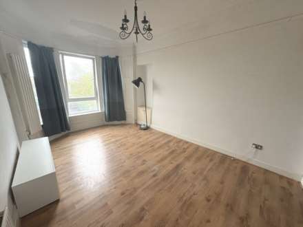 Ferry Road, Renfrew, Image 2