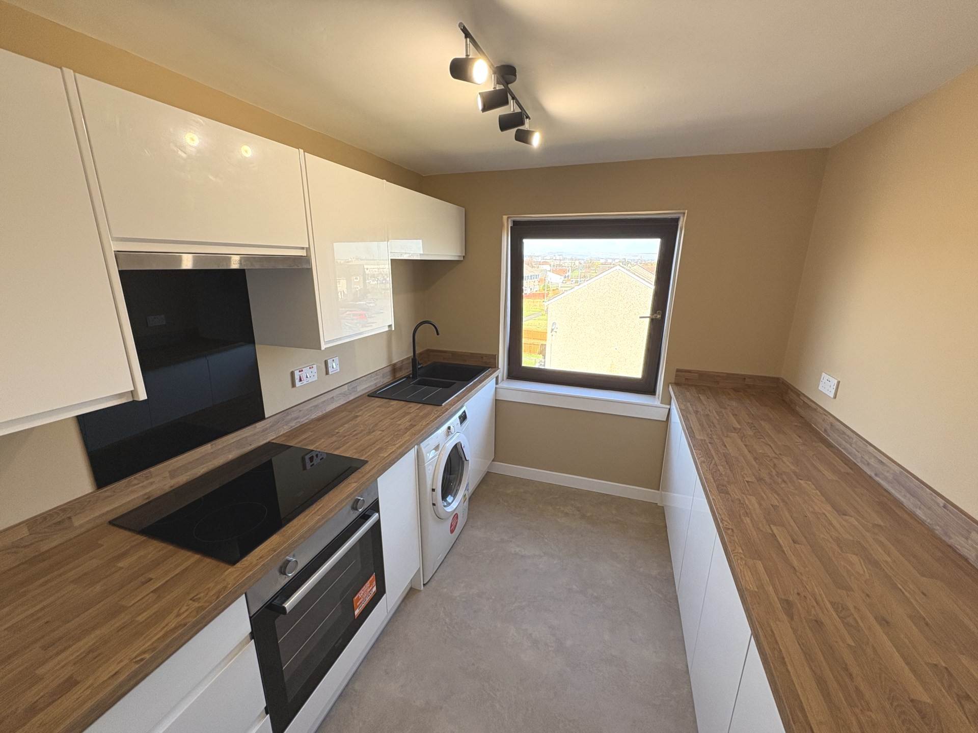 Caravelle Way, Renfrew, Image 4