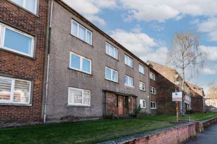 High Street, Renfrew, PA4, Image 1