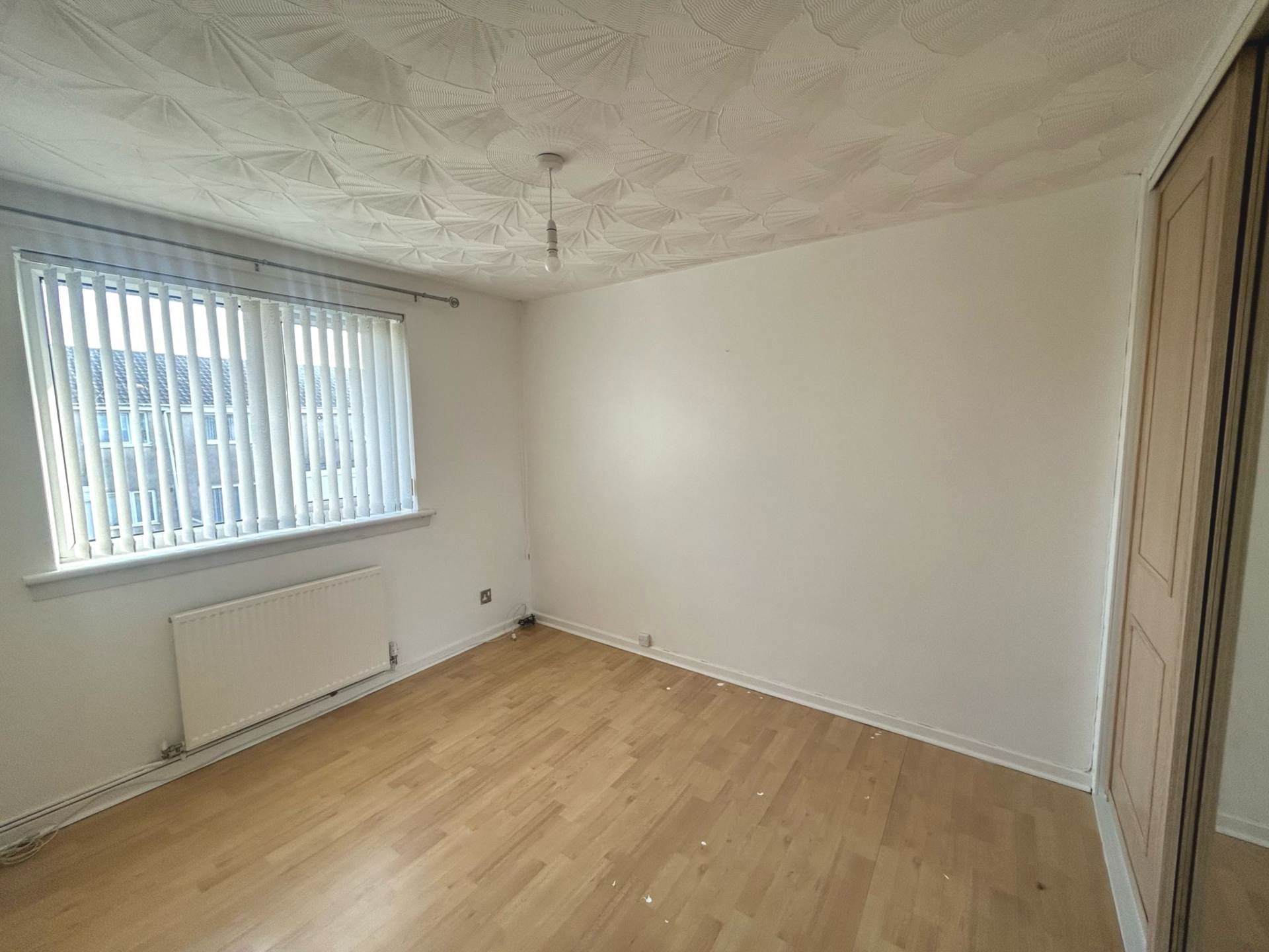 Leander Crescent, Renfrew, Image 7