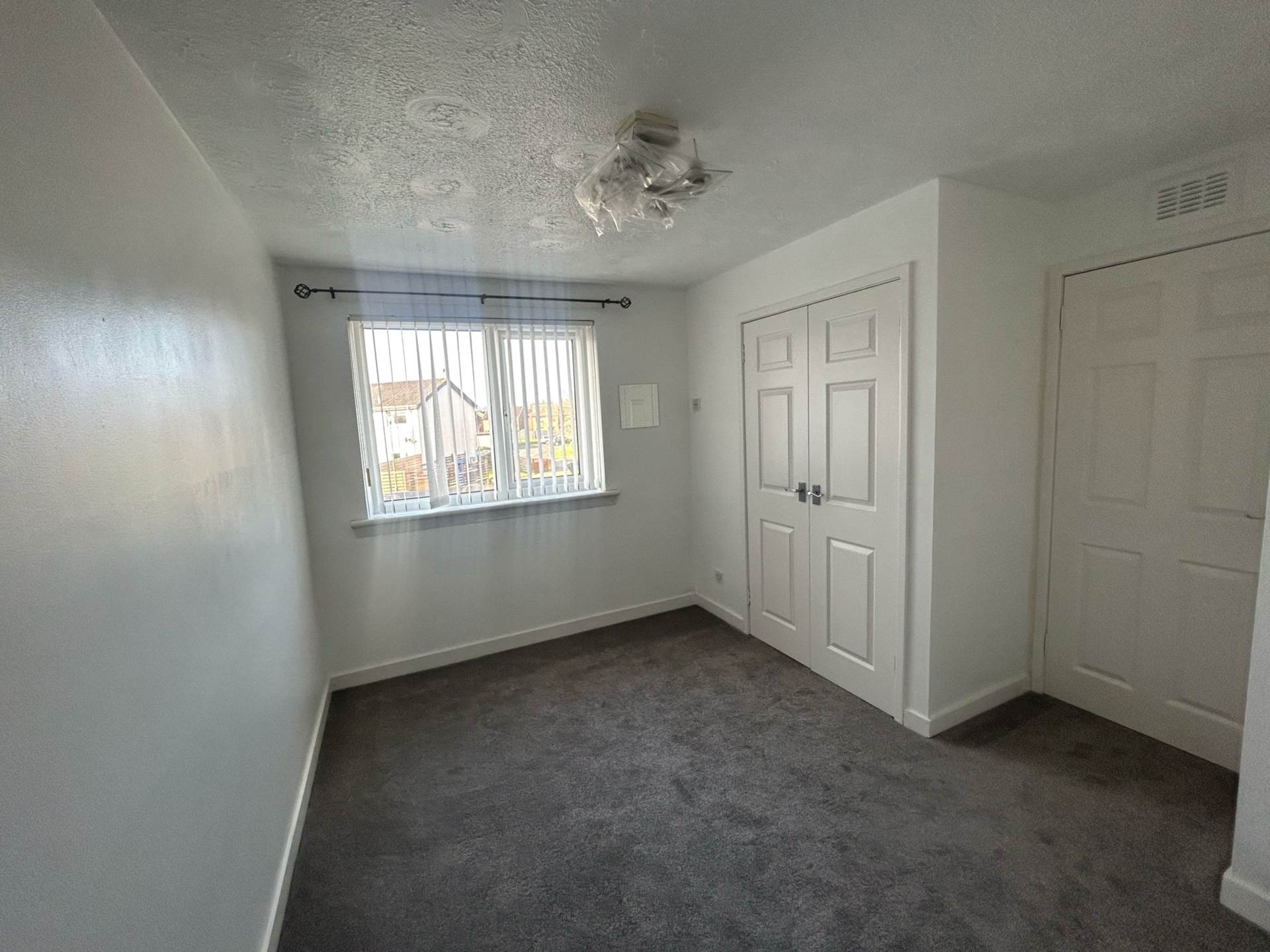 Leander Crescent, Renfrew, Image 8