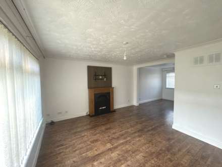 Leander Crescent, Renfrew, Image 2