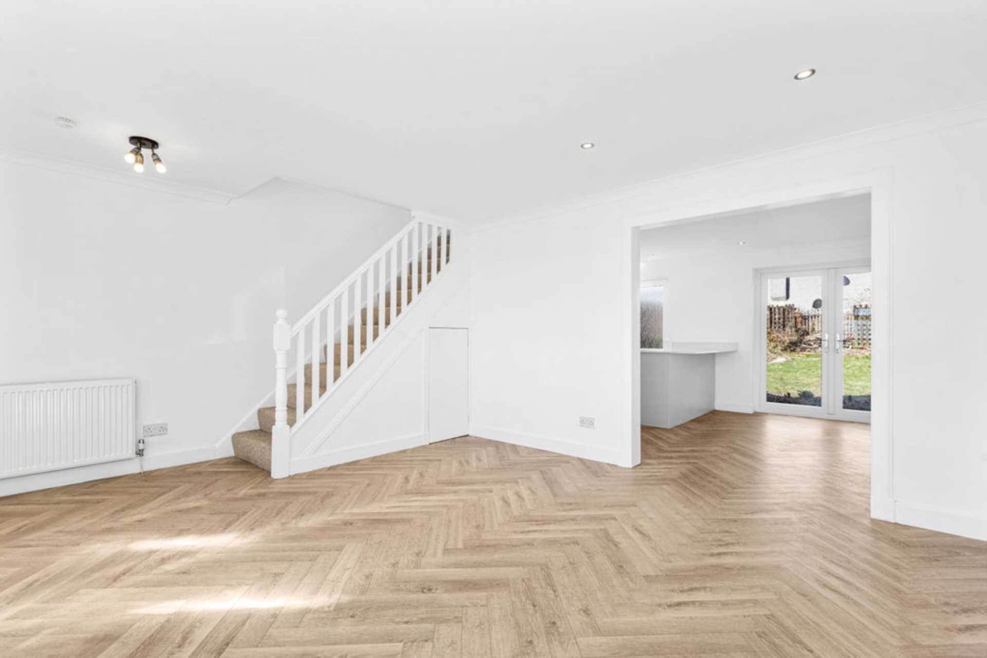6 Newton Road, Bishopton, Image 7