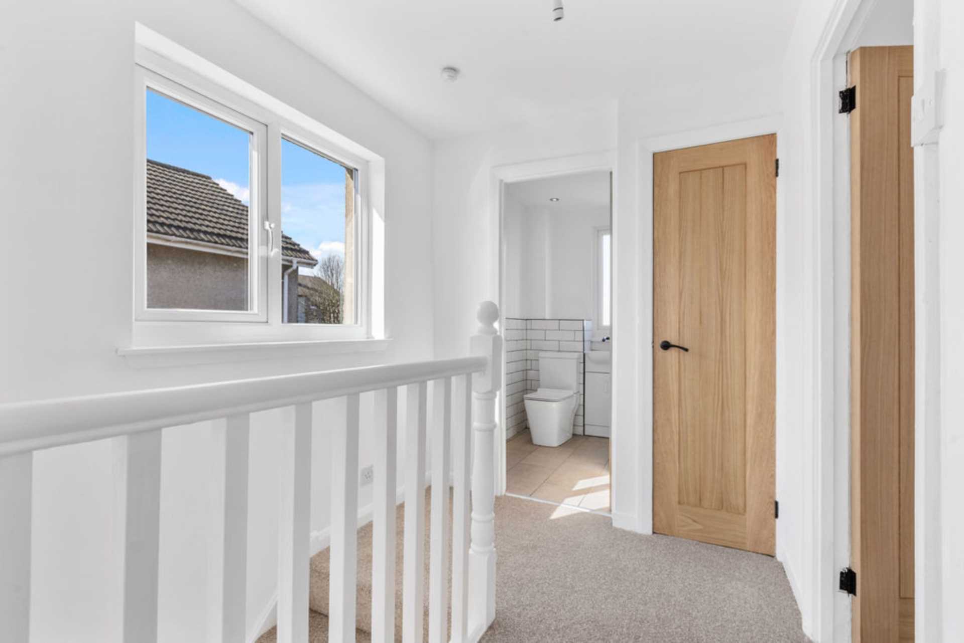 6 Newton Road, Bishopton, Image 9