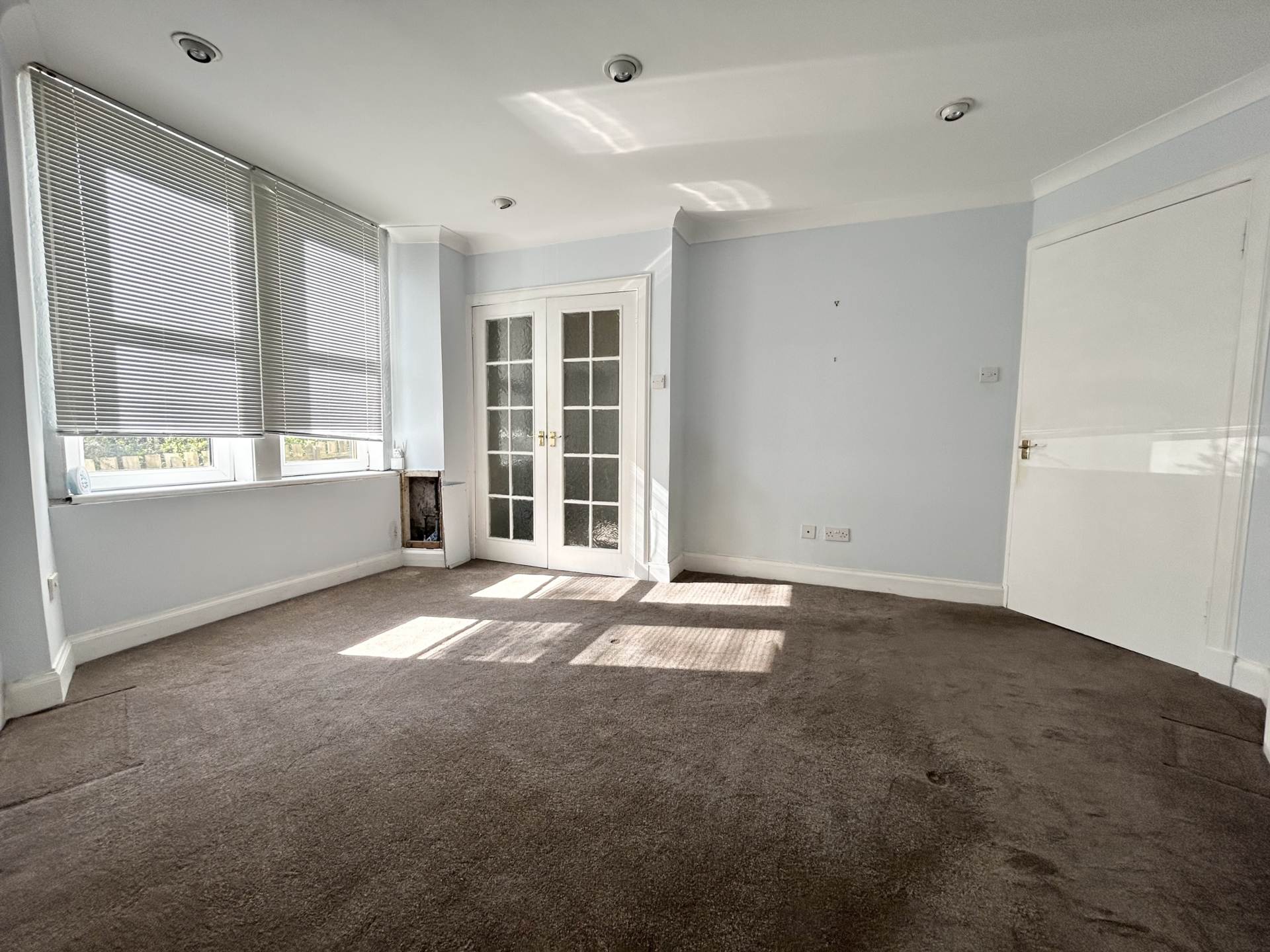 Espedair Street, Paisley, PA2, Image 4