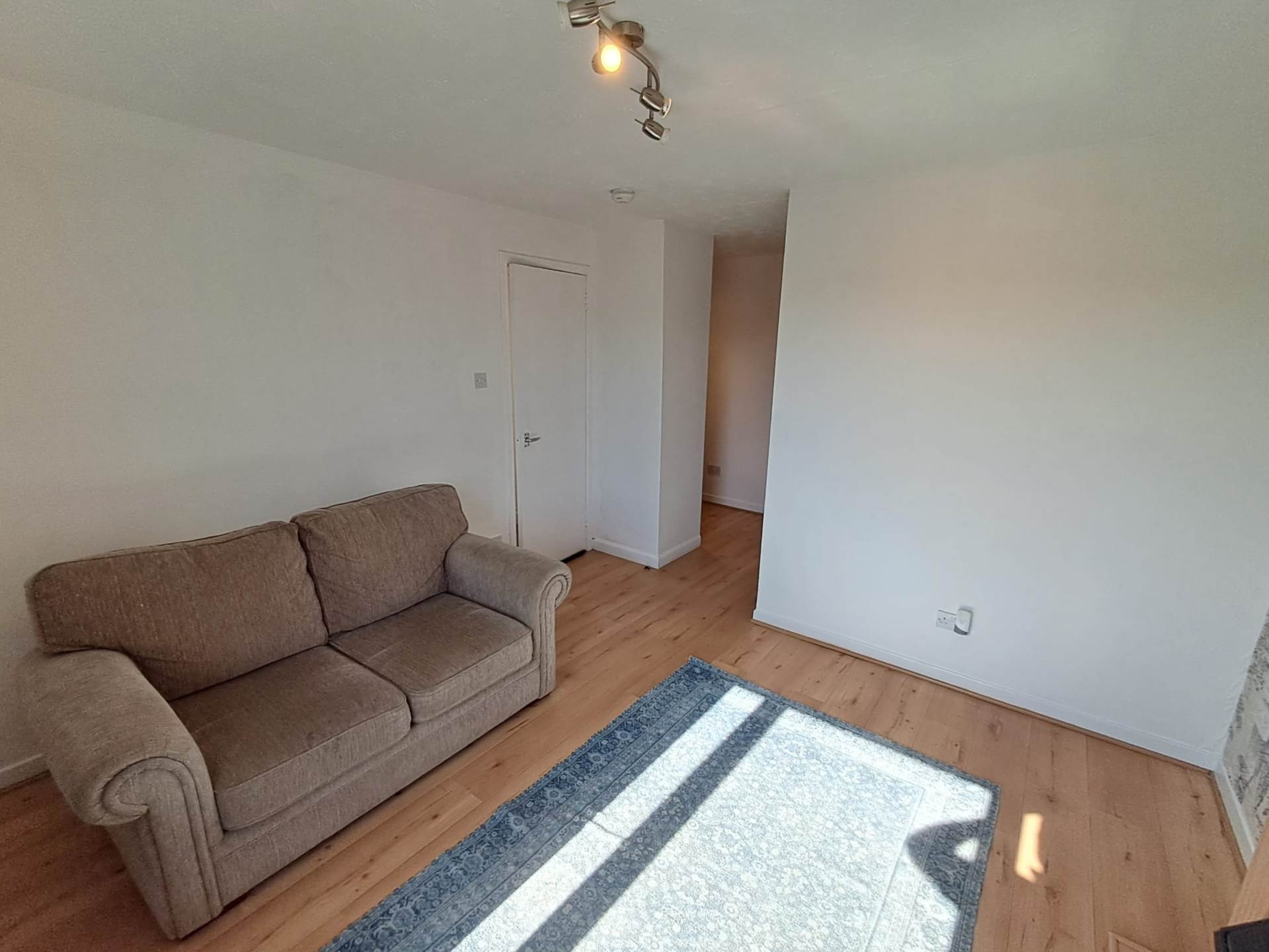 Invergarry Place, Glasgow, Image 3