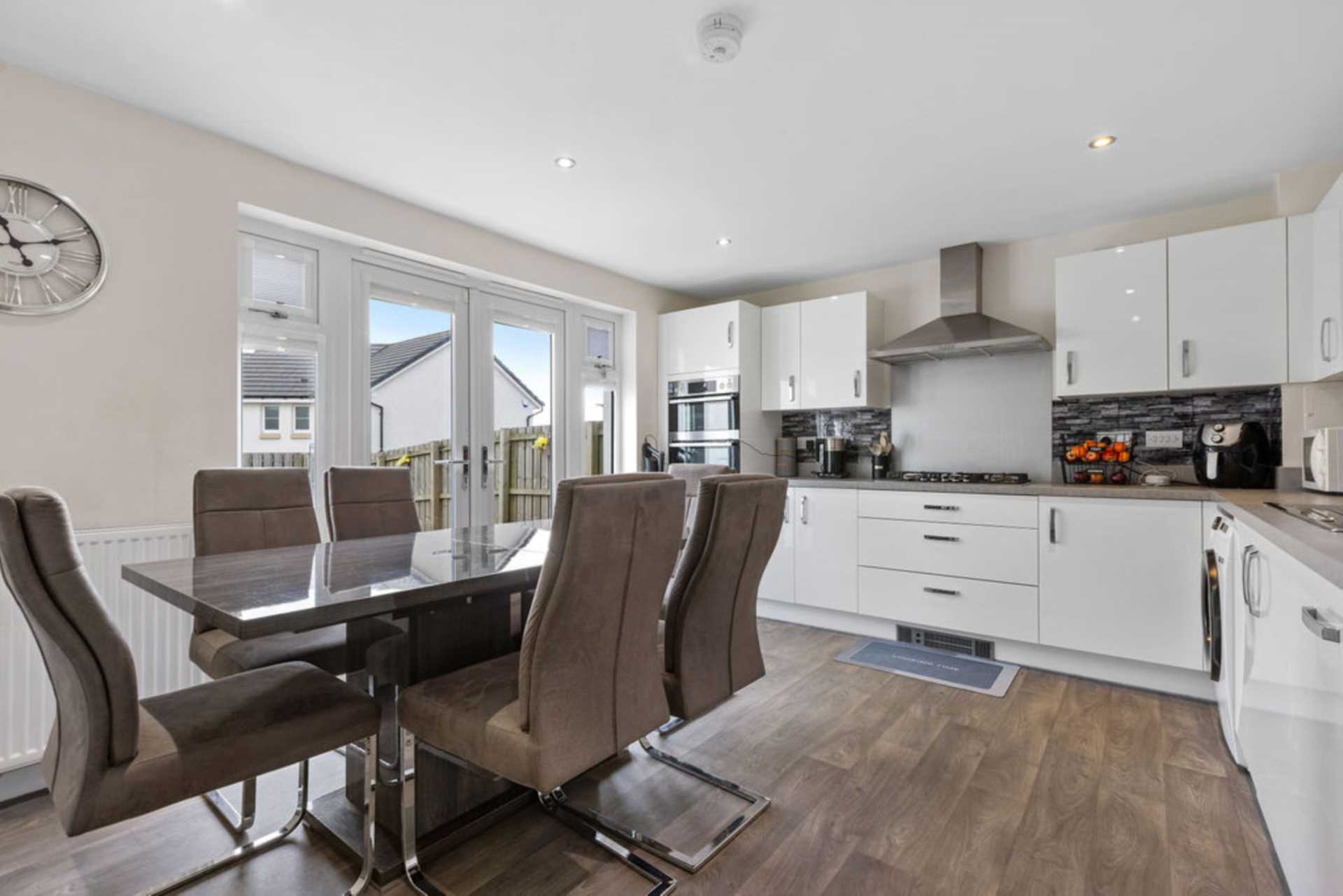 2 Gowanlea Place, Brookfield, PA5 8WH, Image 2