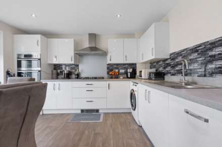 2 Gowanlea Place, Brookfield, PA5 8WH, Image 3