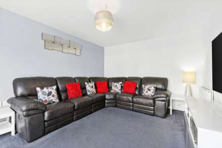 Bleasdale Road, Renfrew, PA4, Image 3