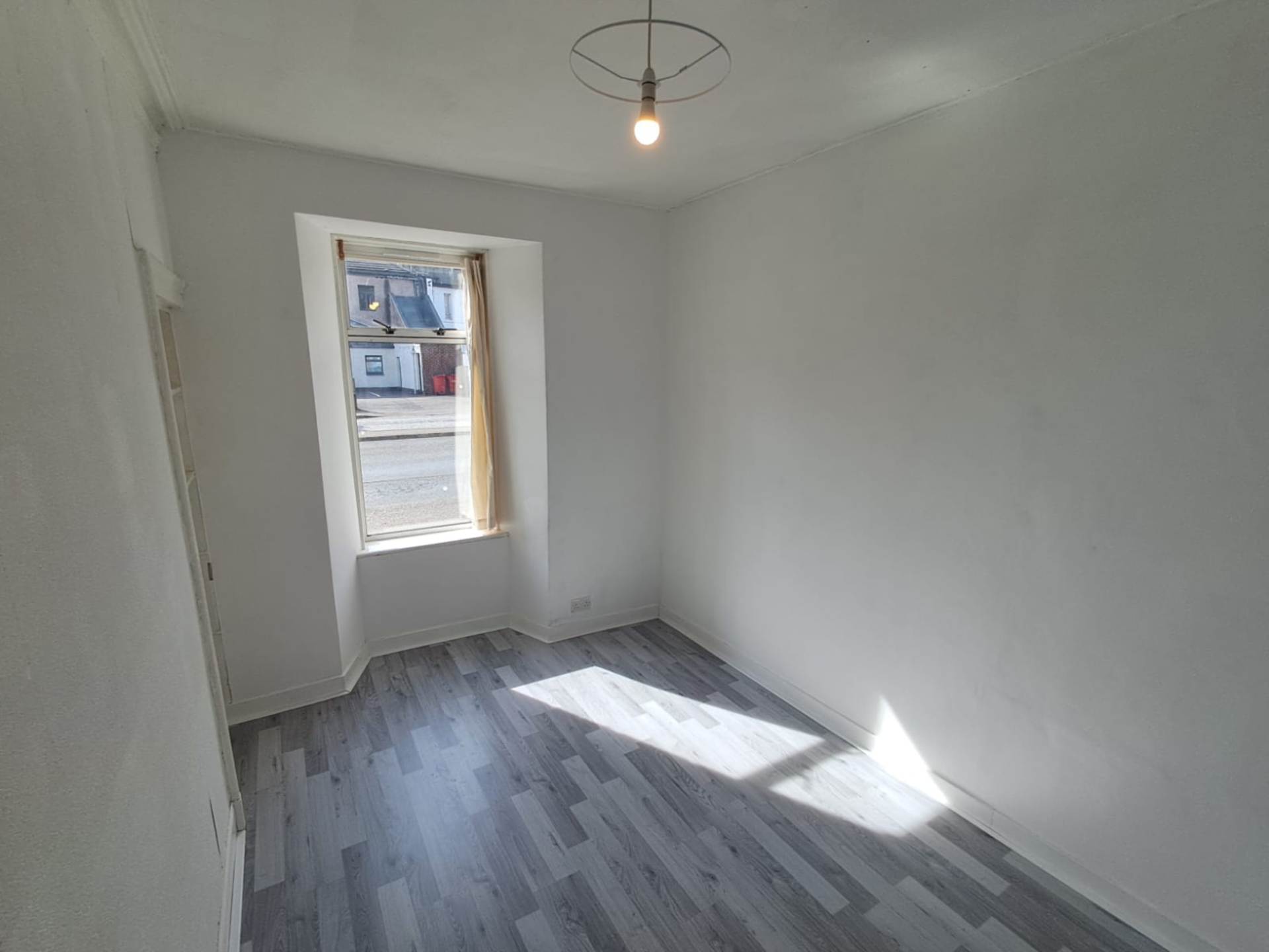 G/R    Maxwellton Street, Paisley, Image 4
