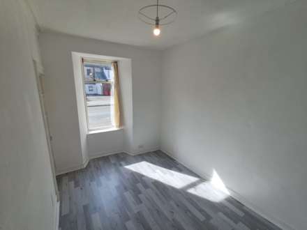 G/R    Maxwellton Street, Paisley, Image 4