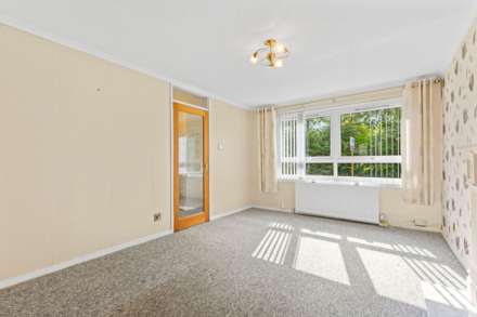 Riglands Way, Renfrew, PA4, Image 2