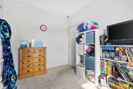20 Kingswood Road, Bishopton, Image 11