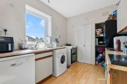 20 Kingswood Road, Bishopton, Image 4