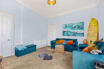 Deanston Drive, Glasgow, G41, Image 3