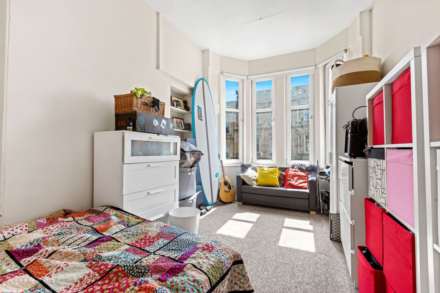 Deanston Drive, Glasgow, G41, Image 6