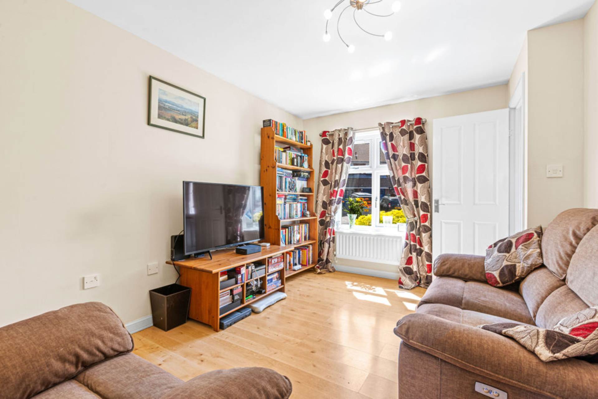 90 Nethergreen Wynd, Renfrew, PA4, Image 2