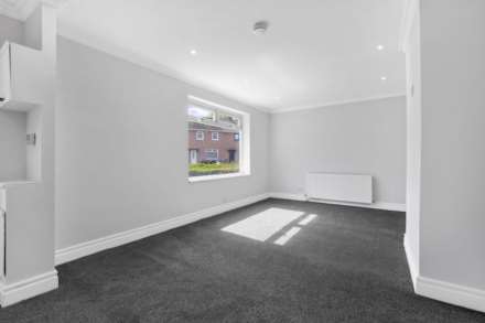 36 Scott Avenue, Johnstone, Image 10