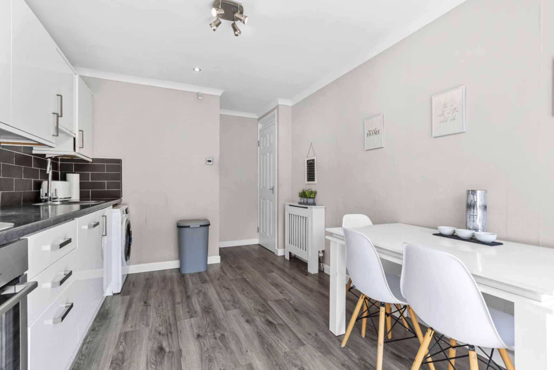 17 Mains Hill, Erskine, Renfrewshire, PA8 7JA, Image 4