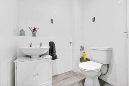 17 Mains Hill, Erskine, Renfrewshire, PA8 7JA, Image 7