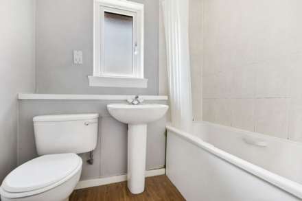 Wraes View, Glasgow, G78, Image 12