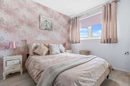 Viscount Avenue, Renfrew, PA4, Image 9