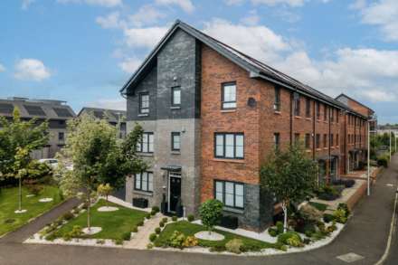 Lapwing Road, Renfrew, PA4