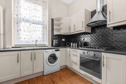 Somerville Drive, Mount Florida, G42, Image 4