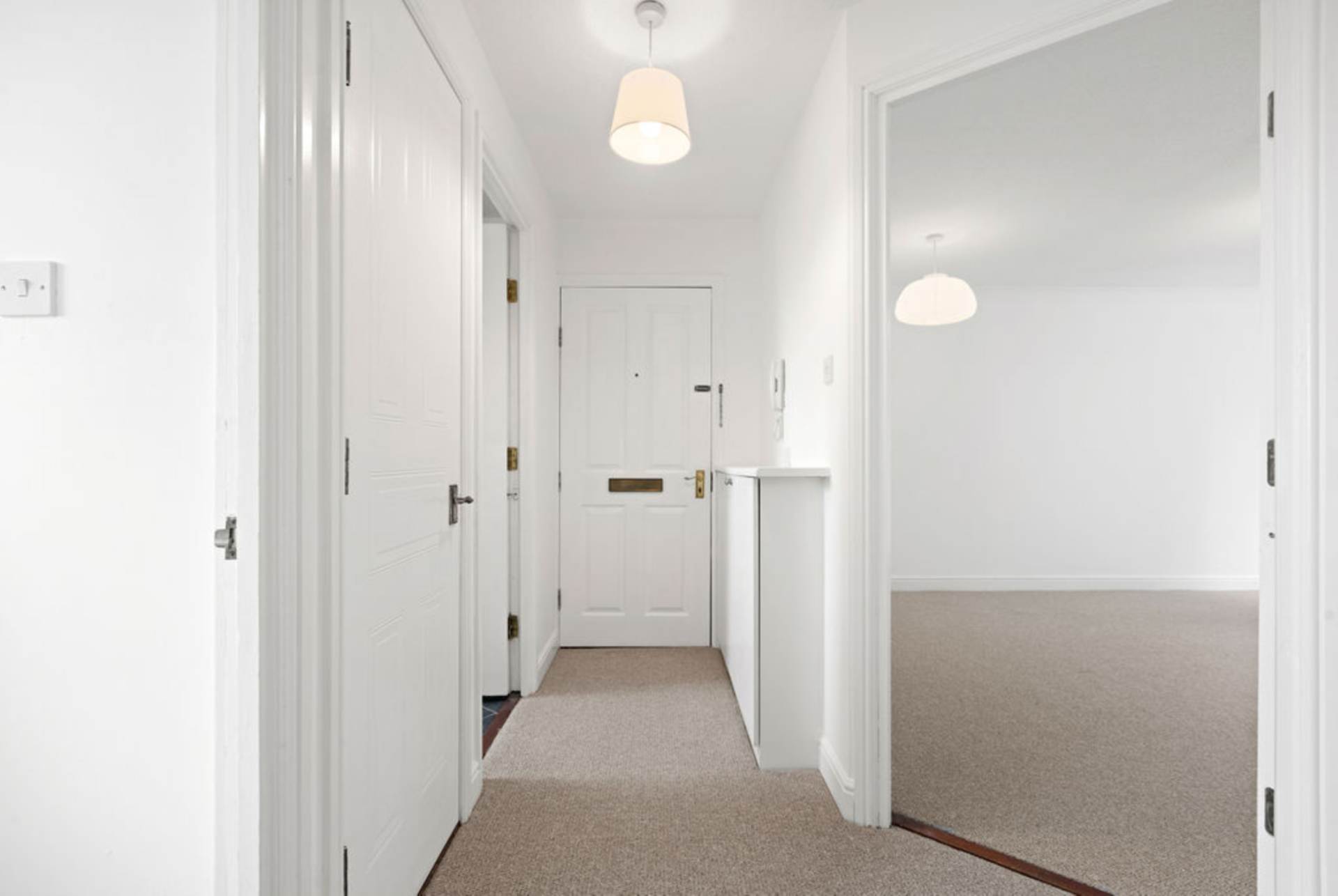 1J St Annes Wynd, Erskine, Image 4