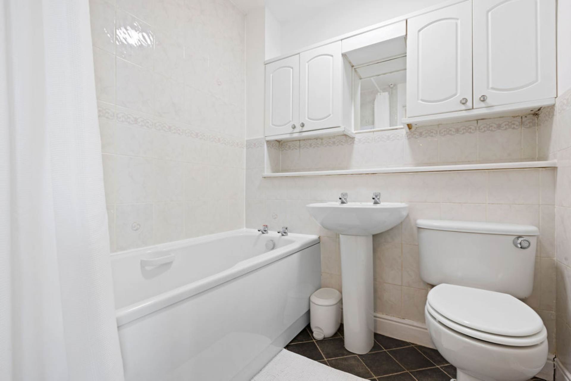 1J St Annes Wynd, Erskine, Image 8